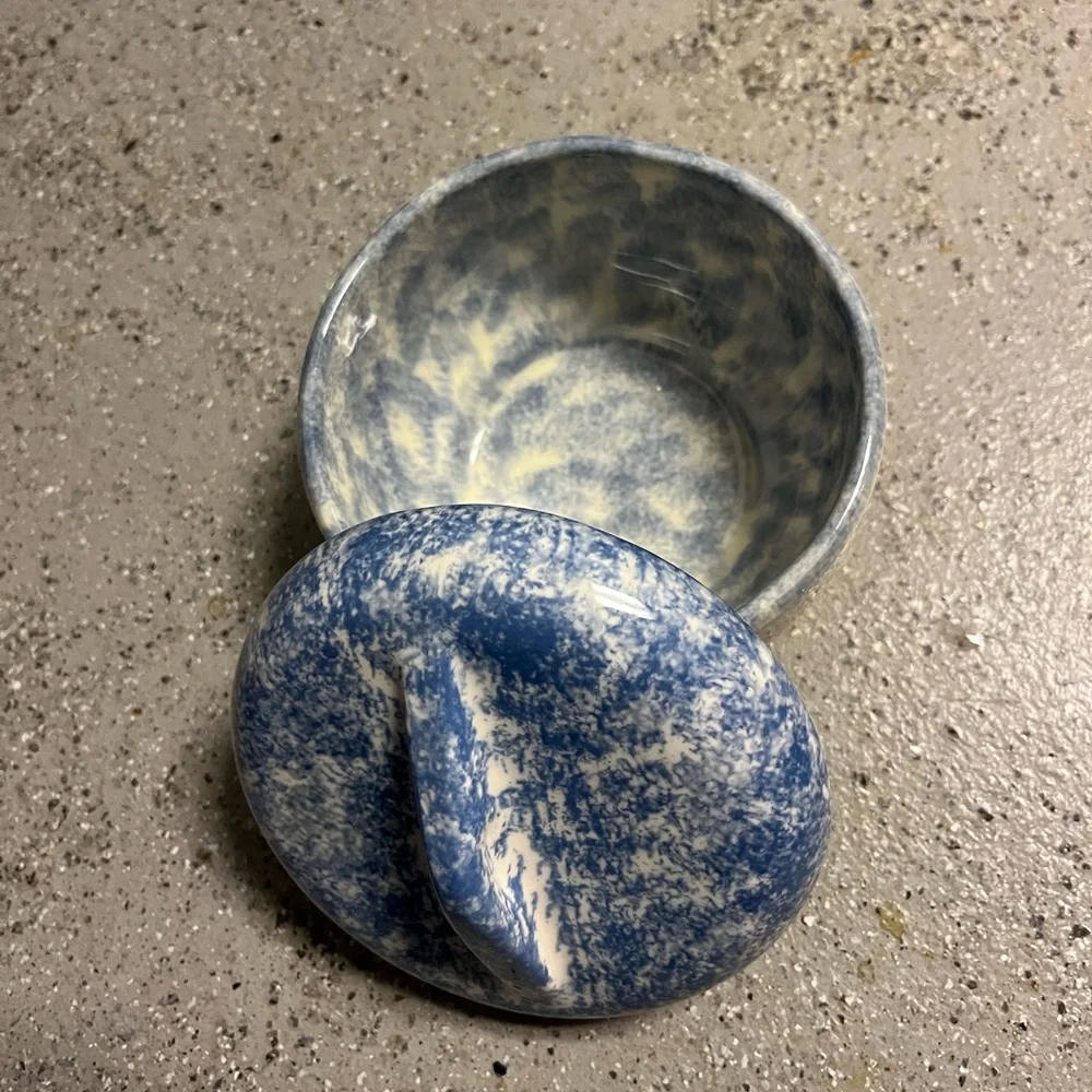 Vintage‎ Sponge Heart Snyder Dish